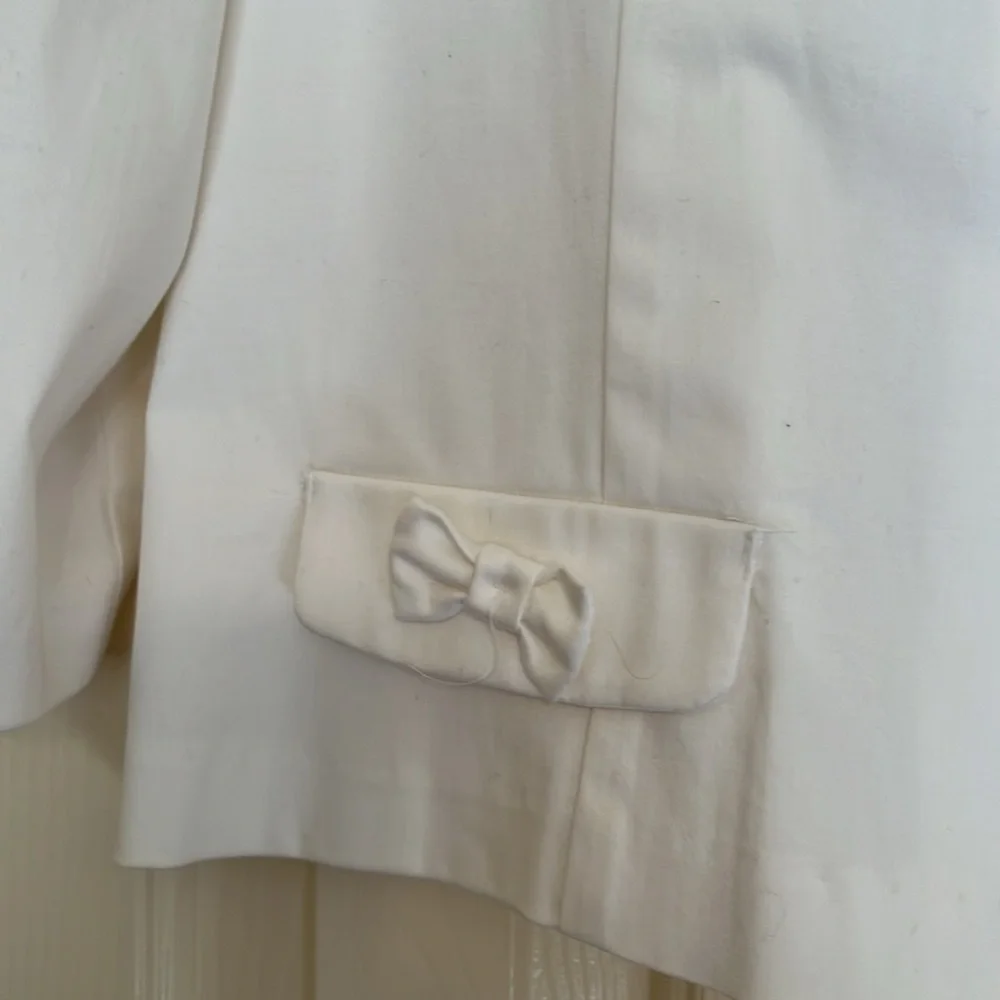 White classy jacket - Picture 3 of 8